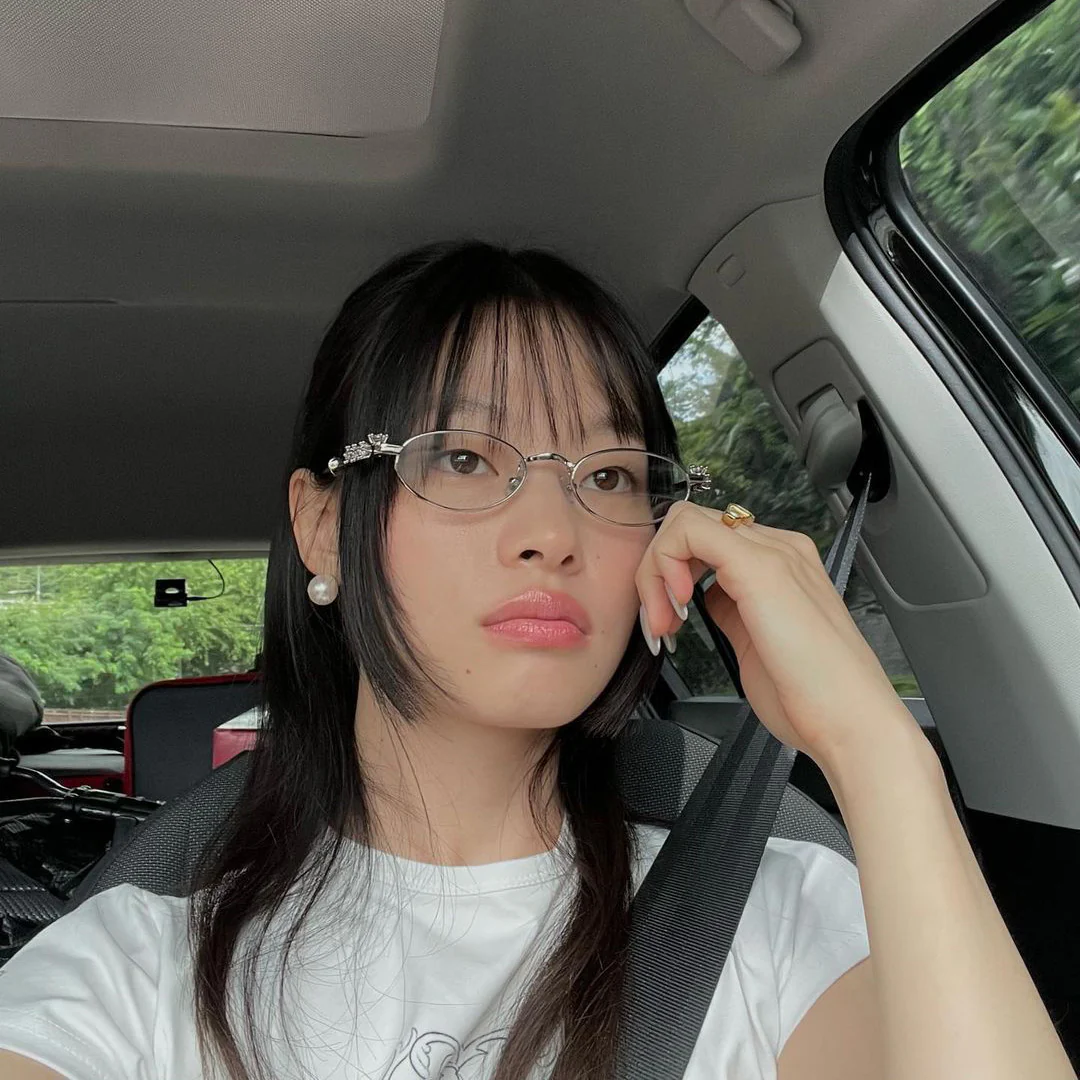 Women's Oval Metal Eyeglasses Luxury Crystal Temples VK2168 - Image 5