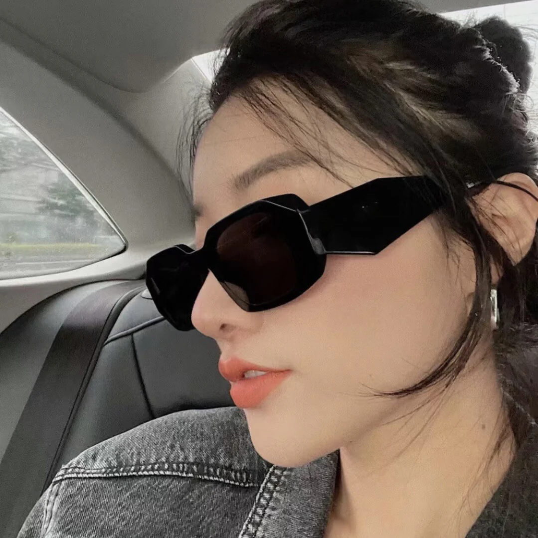 Rectangular Fashion Polarized Sunglasses Geometric Temples VK2285 - Image 3